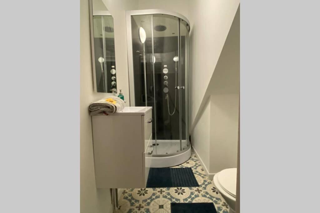 מונס Luxury 1Bedroom Apartment מראה חיצוני תמונה
